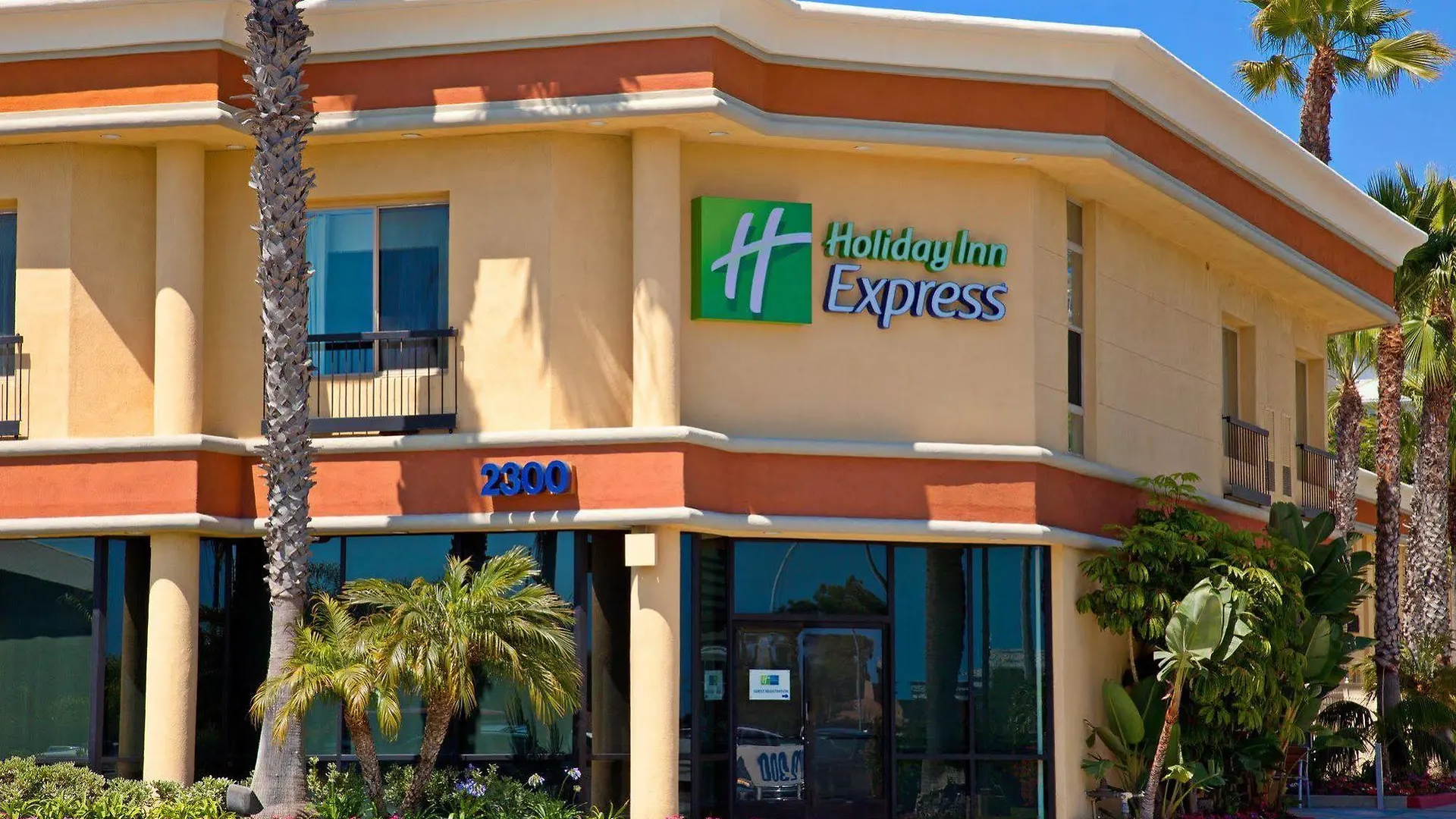*** Semesteranläggning (resort) Holiday Inn Express Newport Beach By Ihg USA